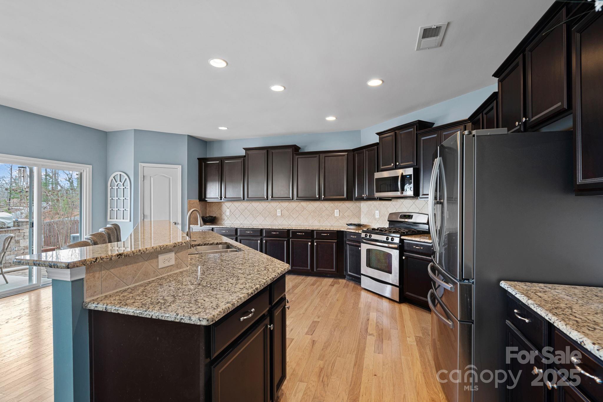 Almond Glen - Residential