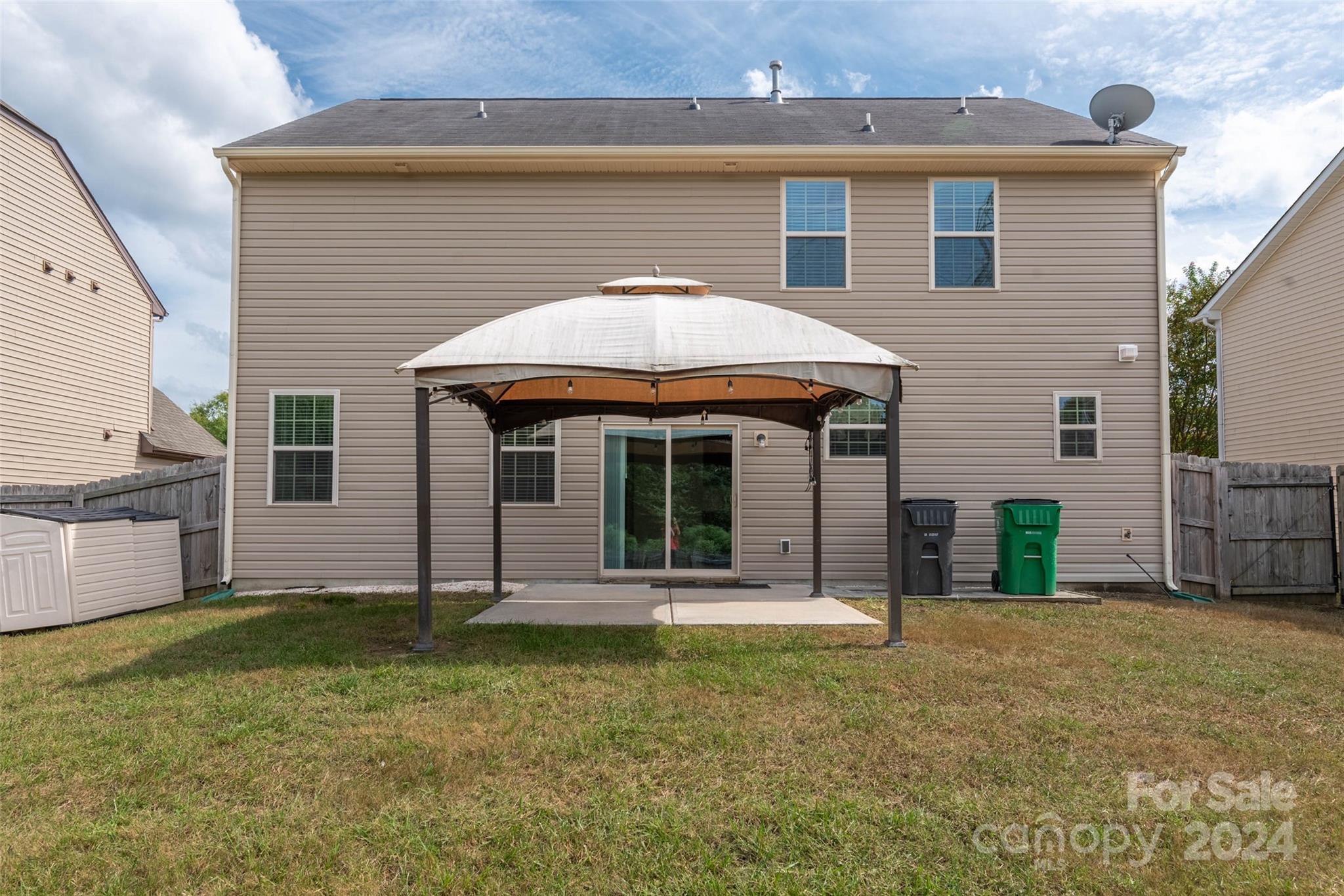 University Commons - Residential