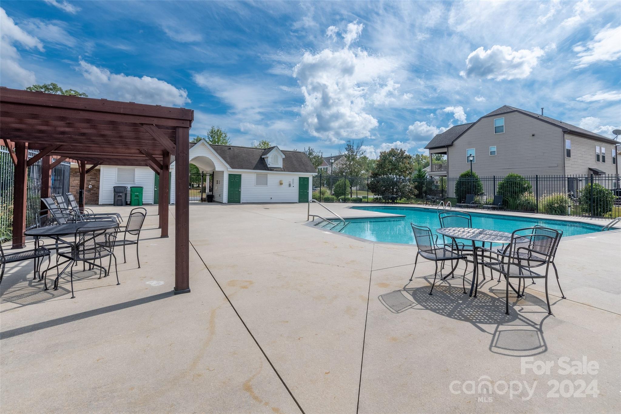 University Commons - Residential