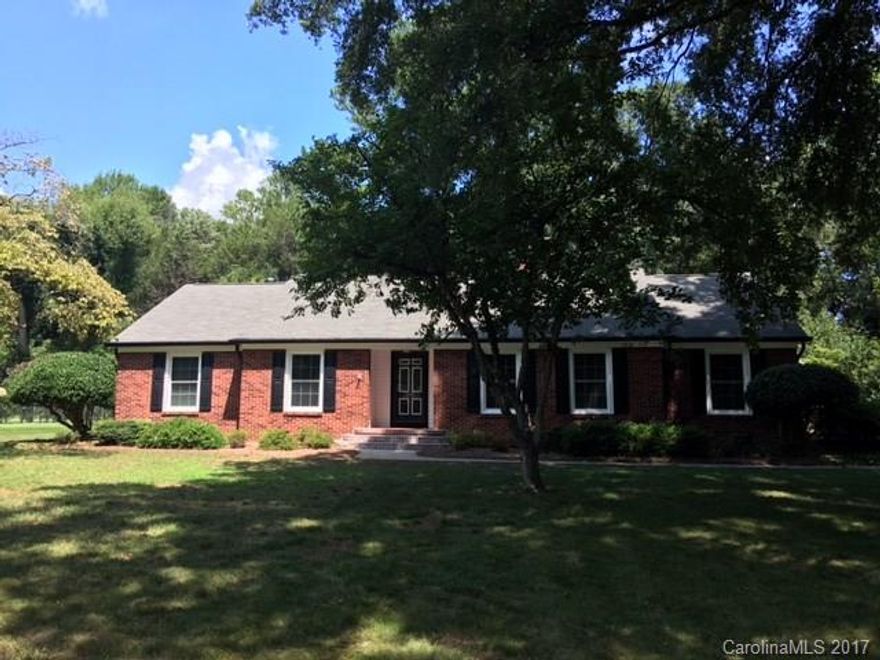 Look no further than this awesome all brick ranch in Heathwood neighborhood in the heart of Rock Hill, SC. Minutes from down town,  and Winthrop University. This great home had been recently renovated. All new windows, all new gutters and gutter guards, new Rinai tankless water heater, all new HVAC (over $11k), and both bathrooms completely redone with custom cabinets and quartz counter tops, marble and basket weave tile along with subway tile on the wall! This house is a must see!!!