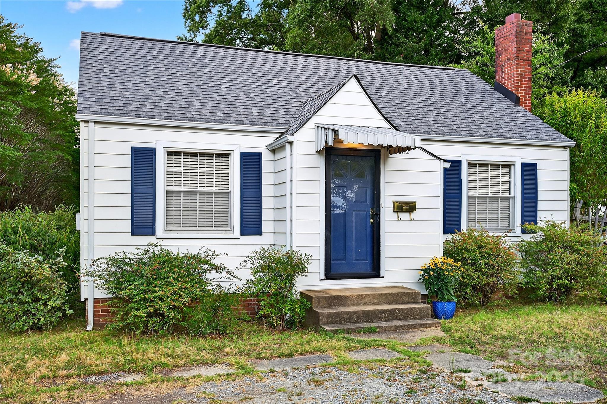 662 Carpenter Avenue