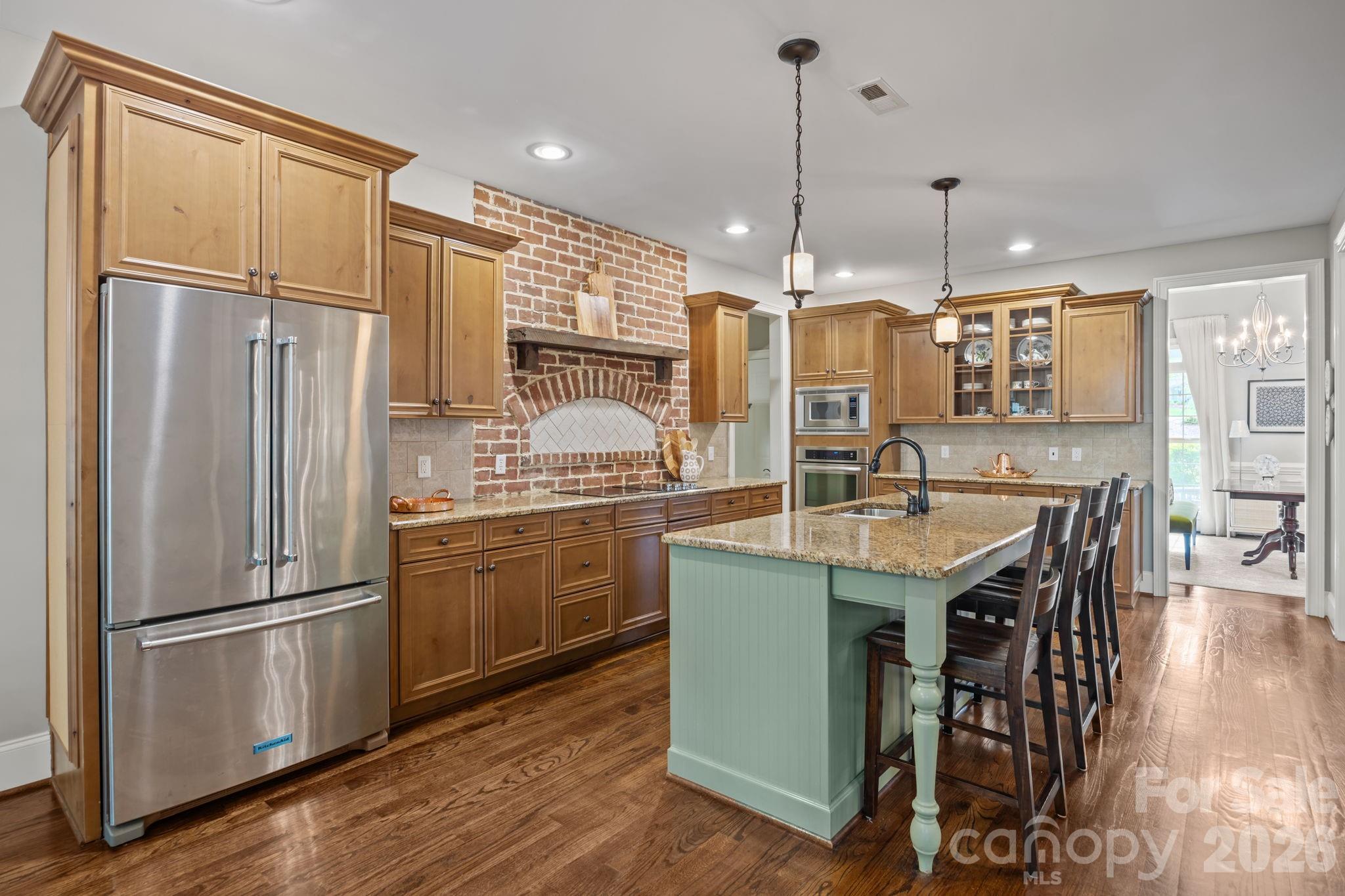 3143 James Plantation Drive