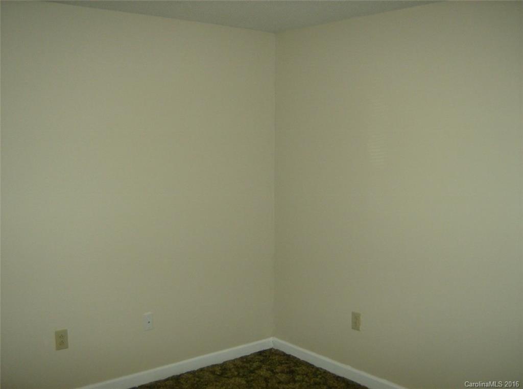 Dogwood Hills - Residential Lease