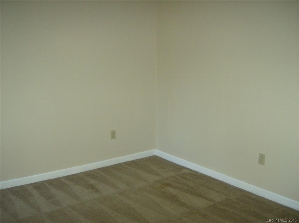 Dogwood Hills - Residential Lease