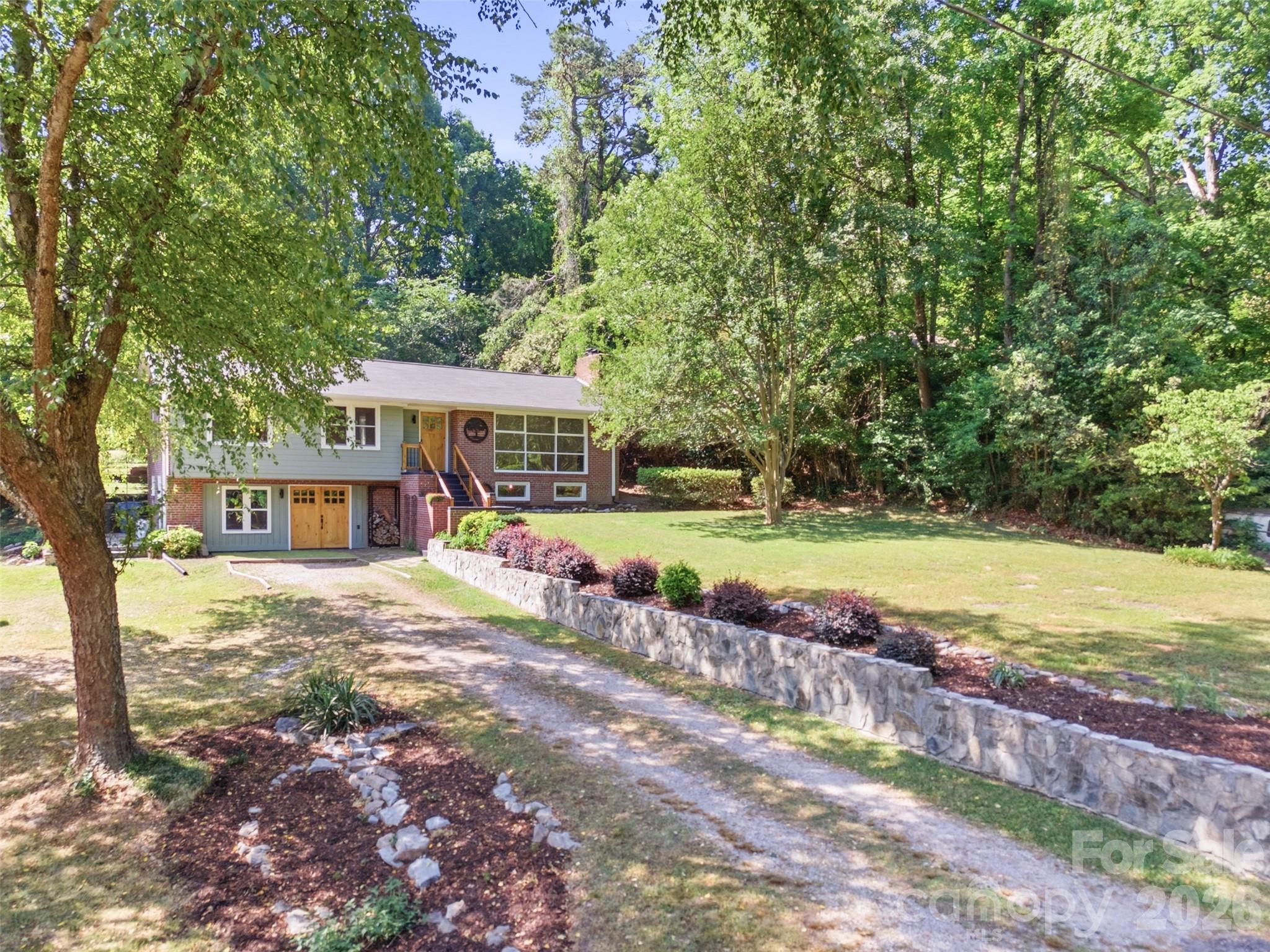 1321 Saluda River Drive