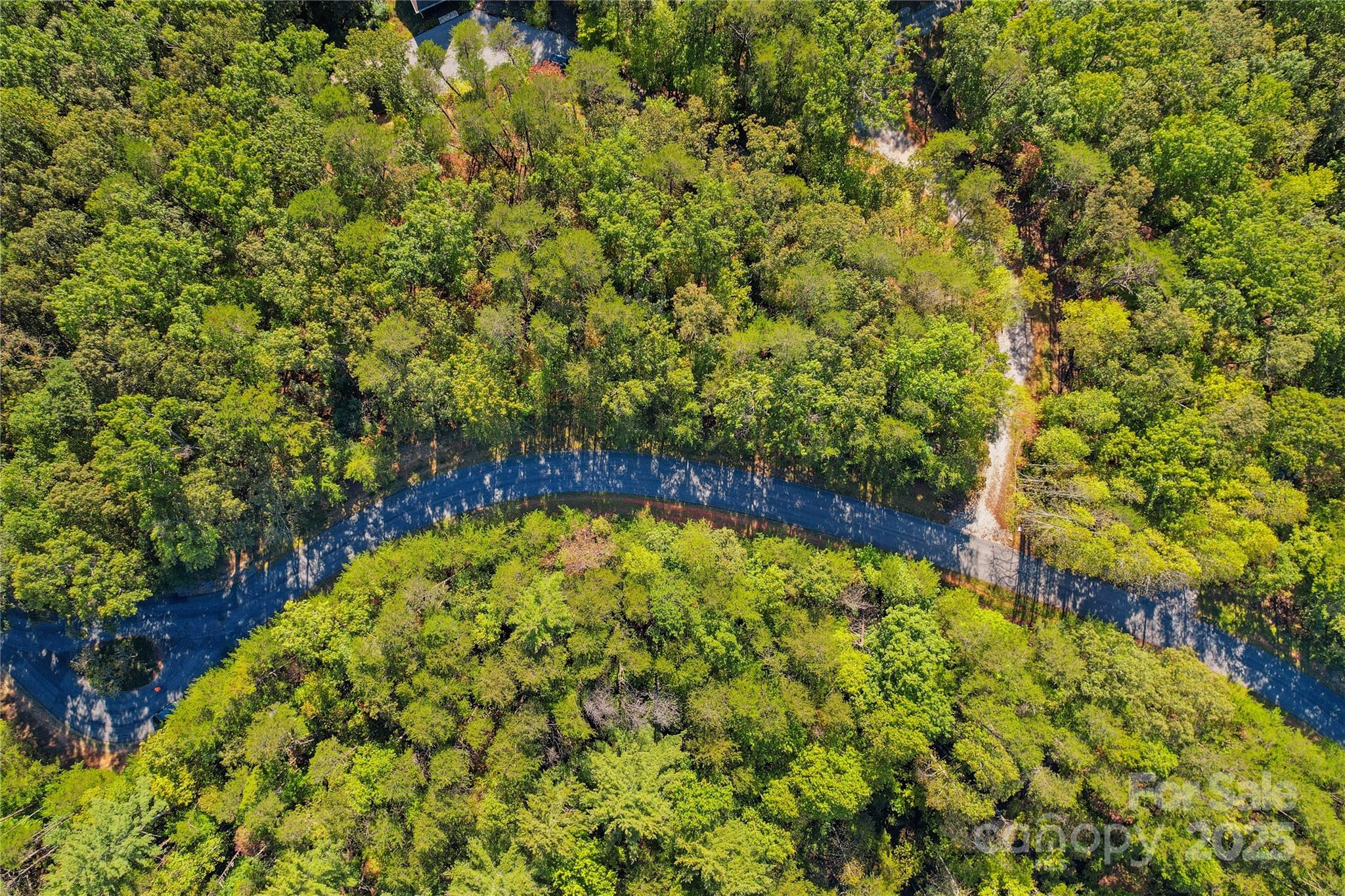 Lake Adger - Land