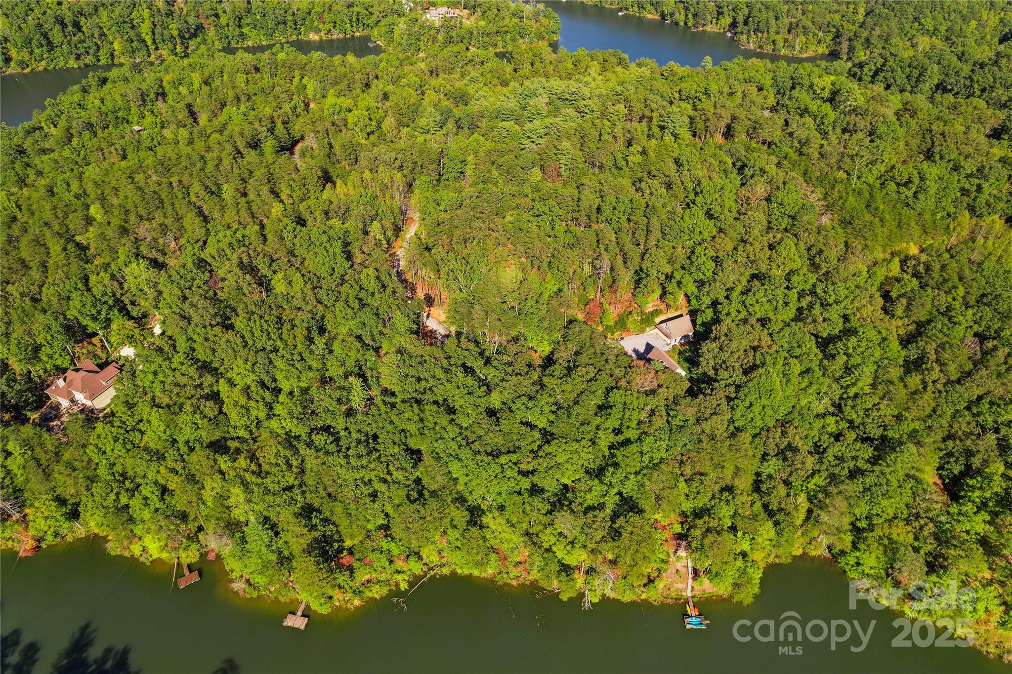 Lake Adger - Land