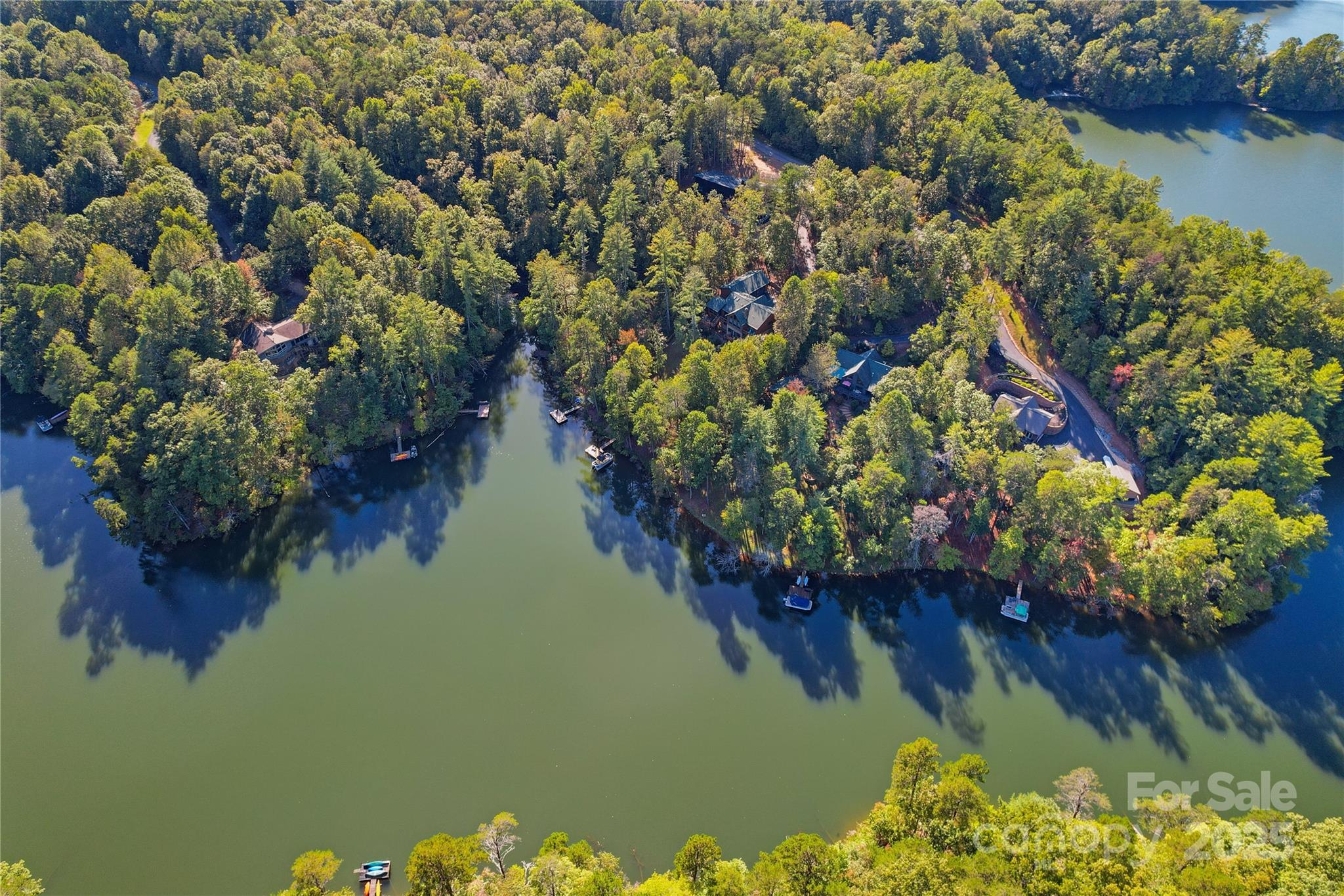 Lake Adger - Land