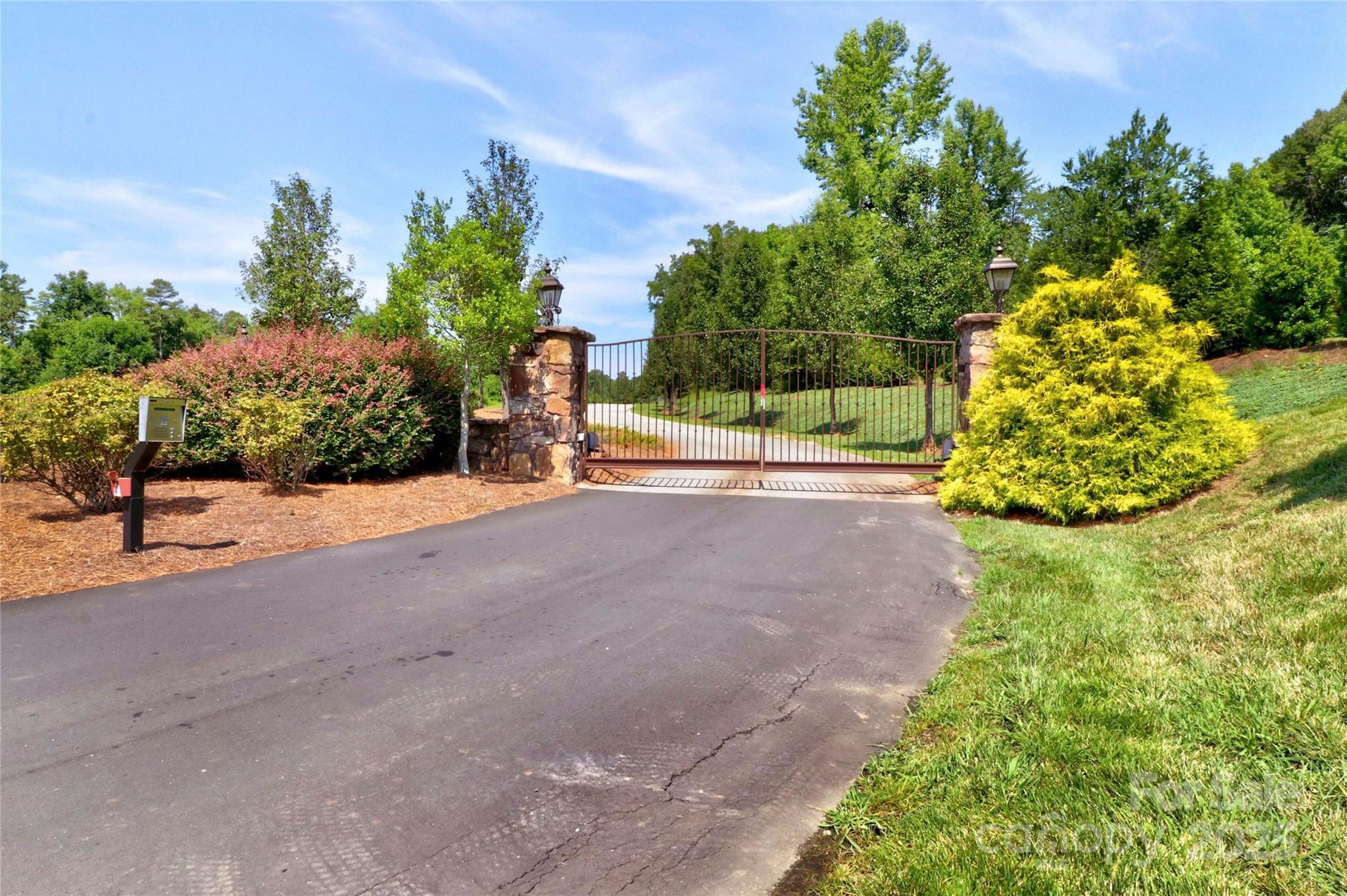 Sunset Pointe - Land