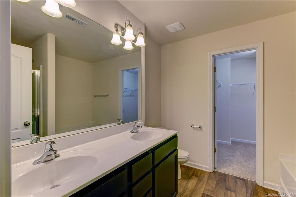 Lakewood Ridge - Residential