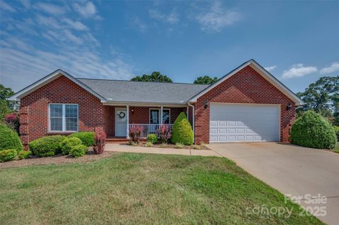 125 Charleston Court Spindale NC 28160