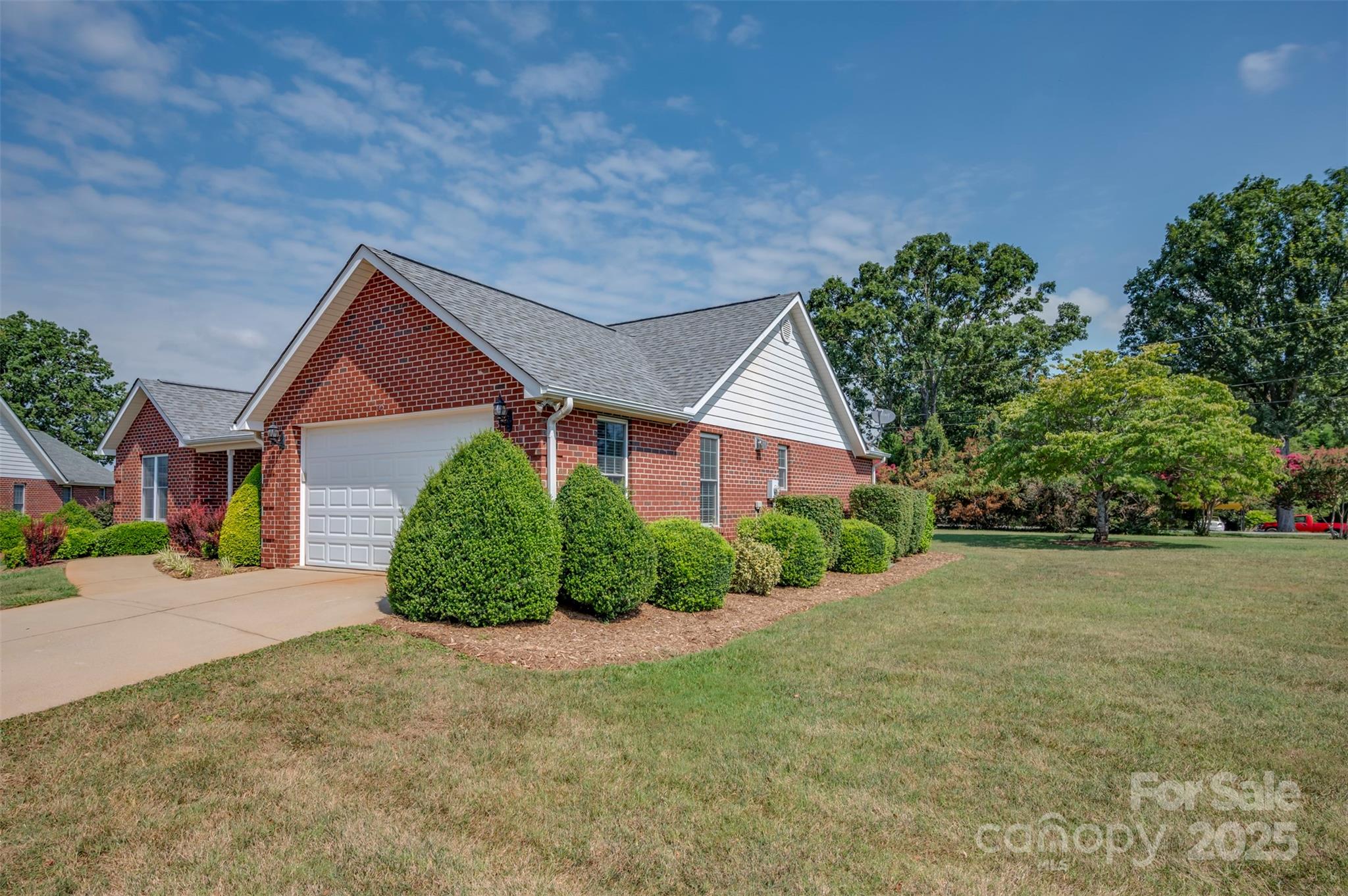 125 Charleston Court