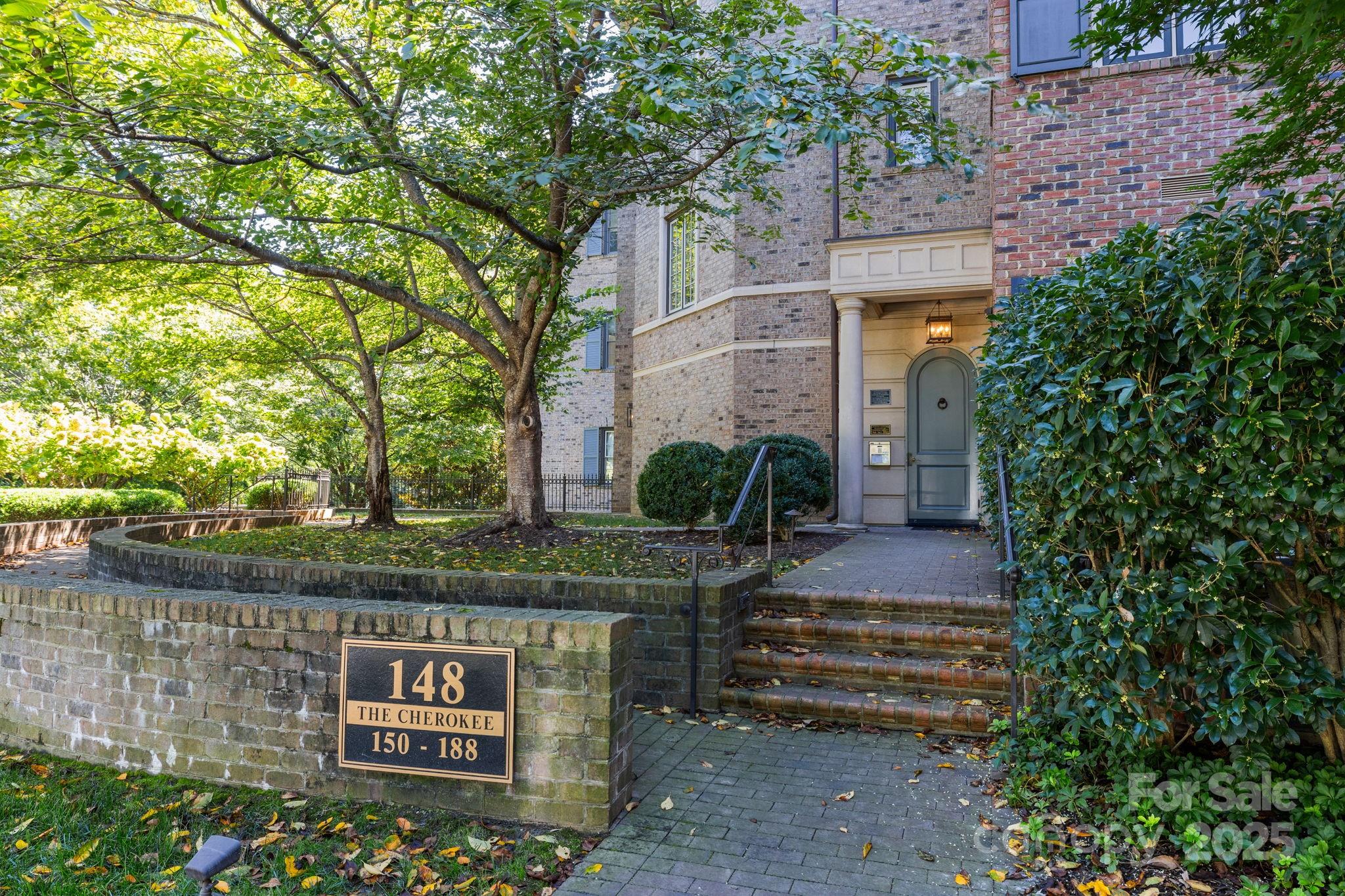 168 Cherokee Road