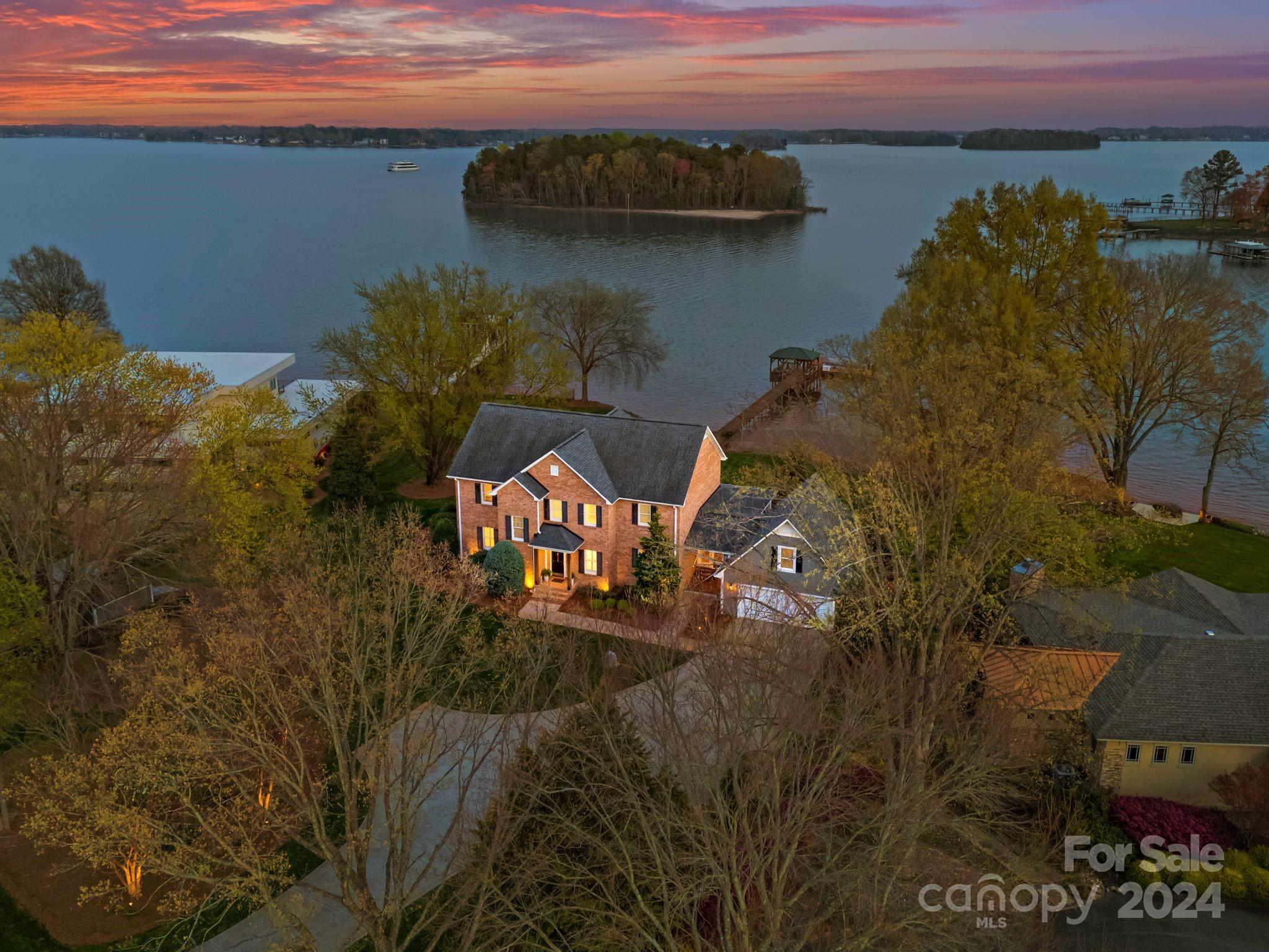 Meck Neck - Residential