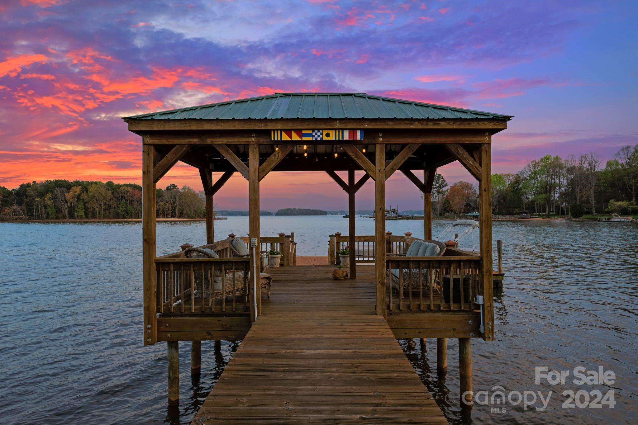 Meck Neck - Residential