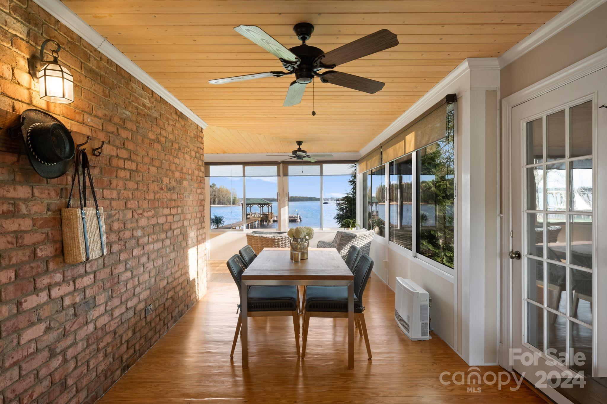 Meck Neck - Residential