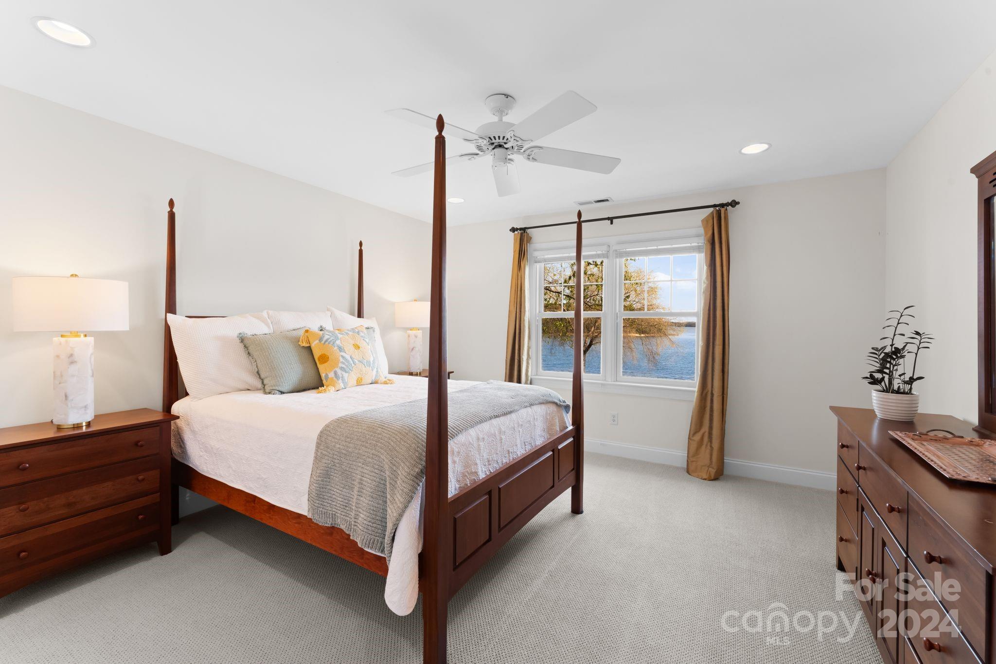 Meck Neck - Residential