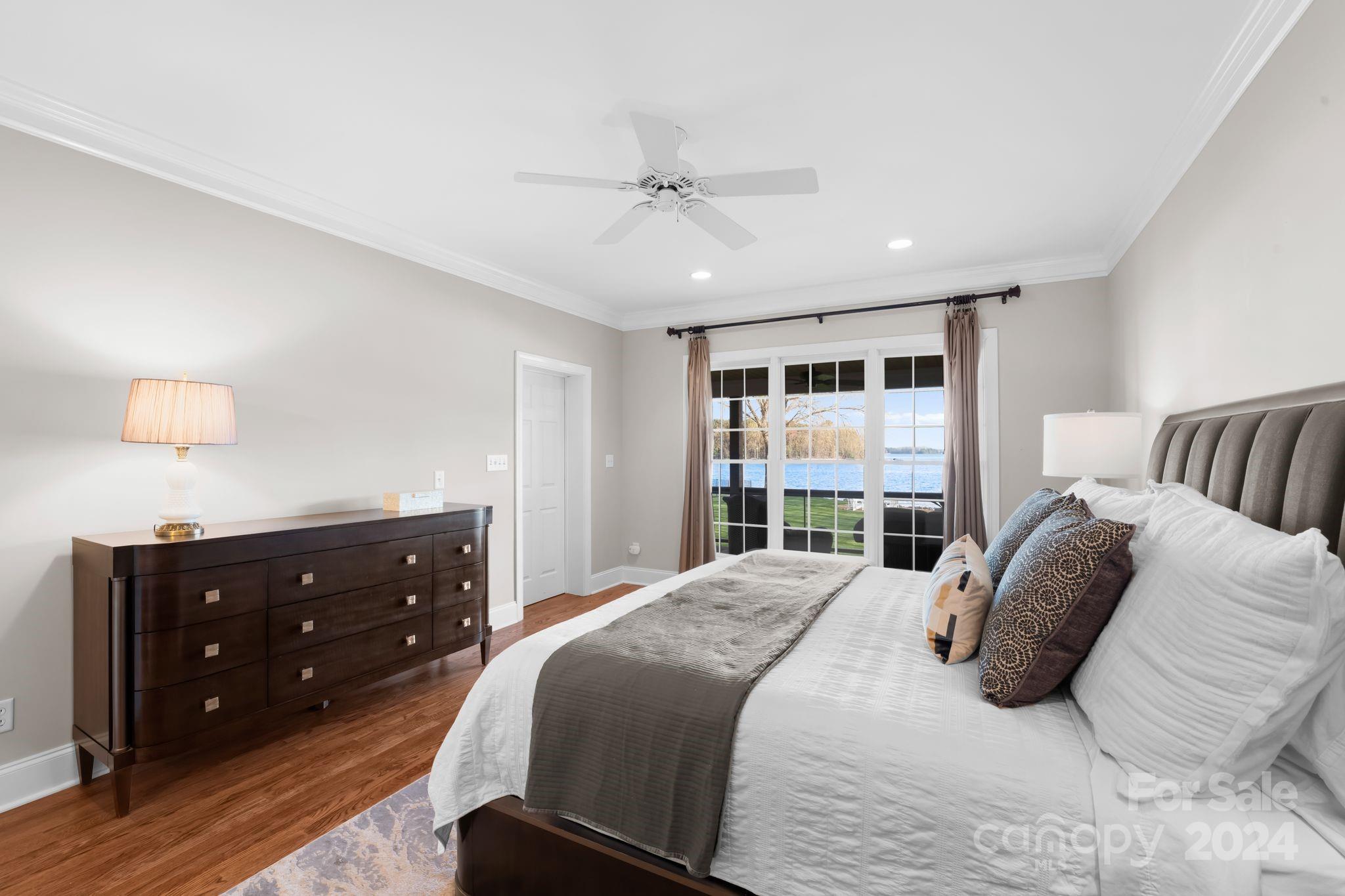 Meck Neck - Residential