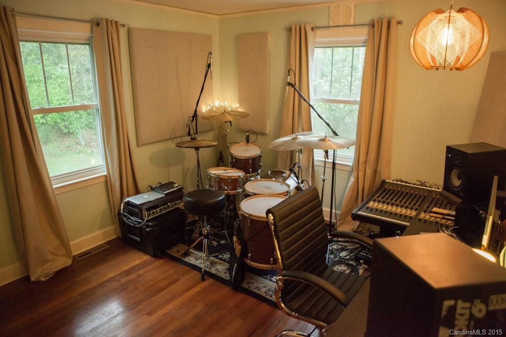 Plaza Acres - Residential