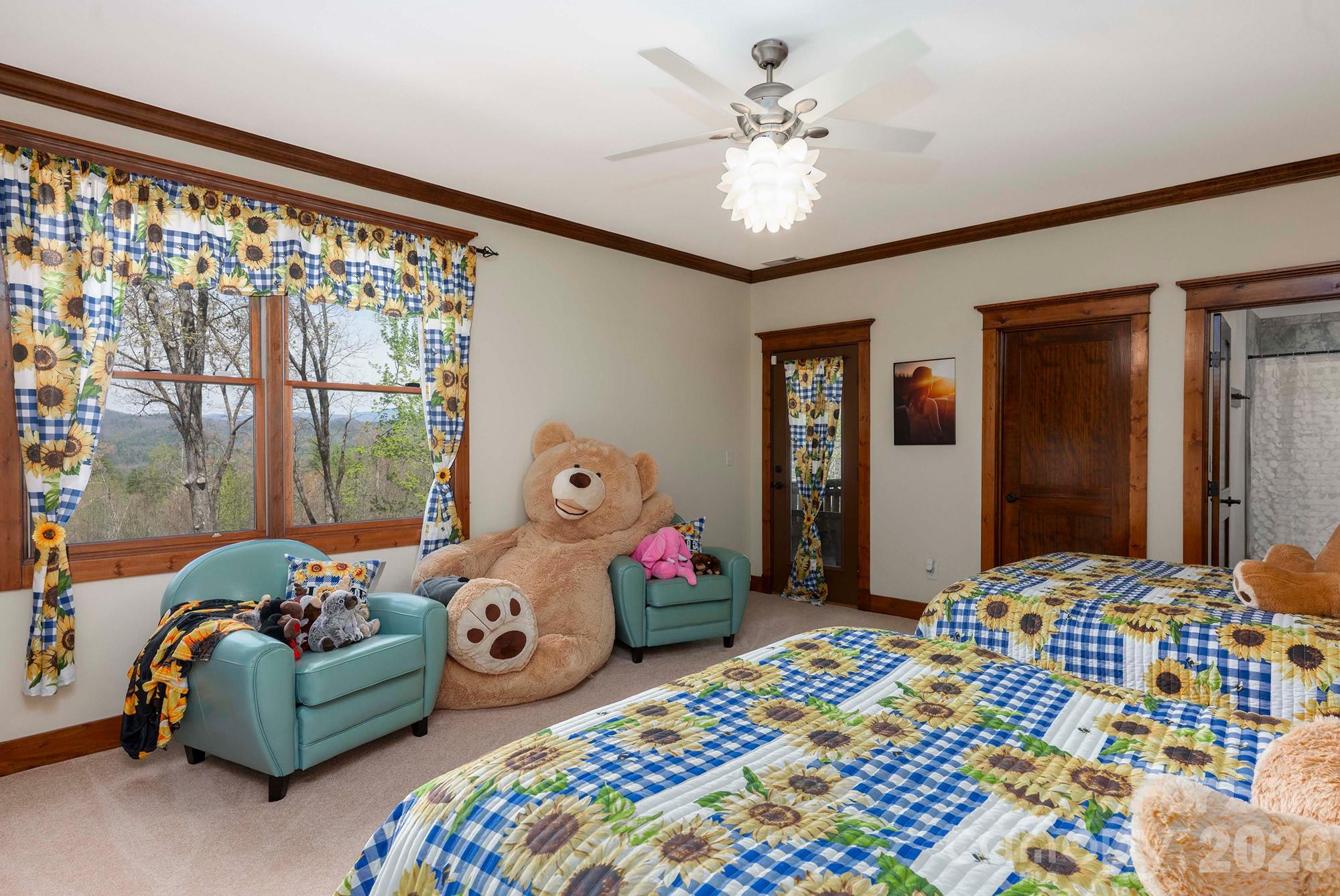 Round Mountain Falls - Residential