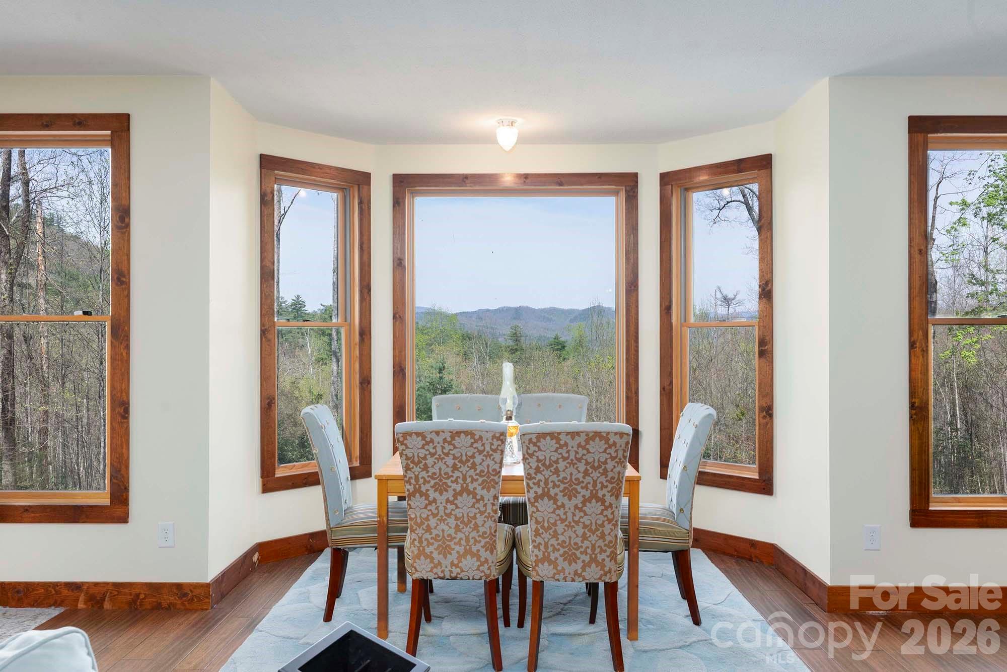 Round Mountain Falls - Residential