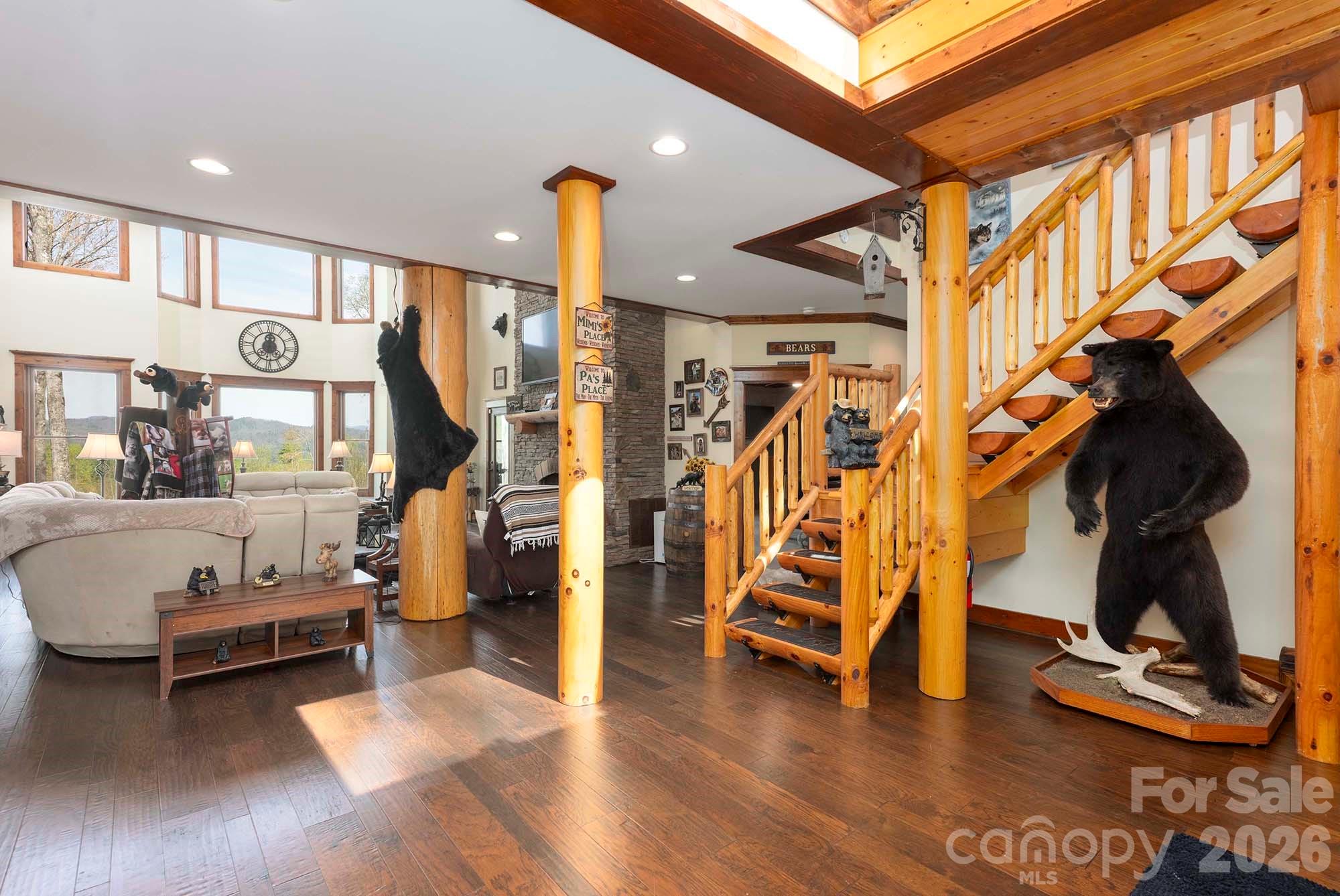 Round Mountain Falls - Residential