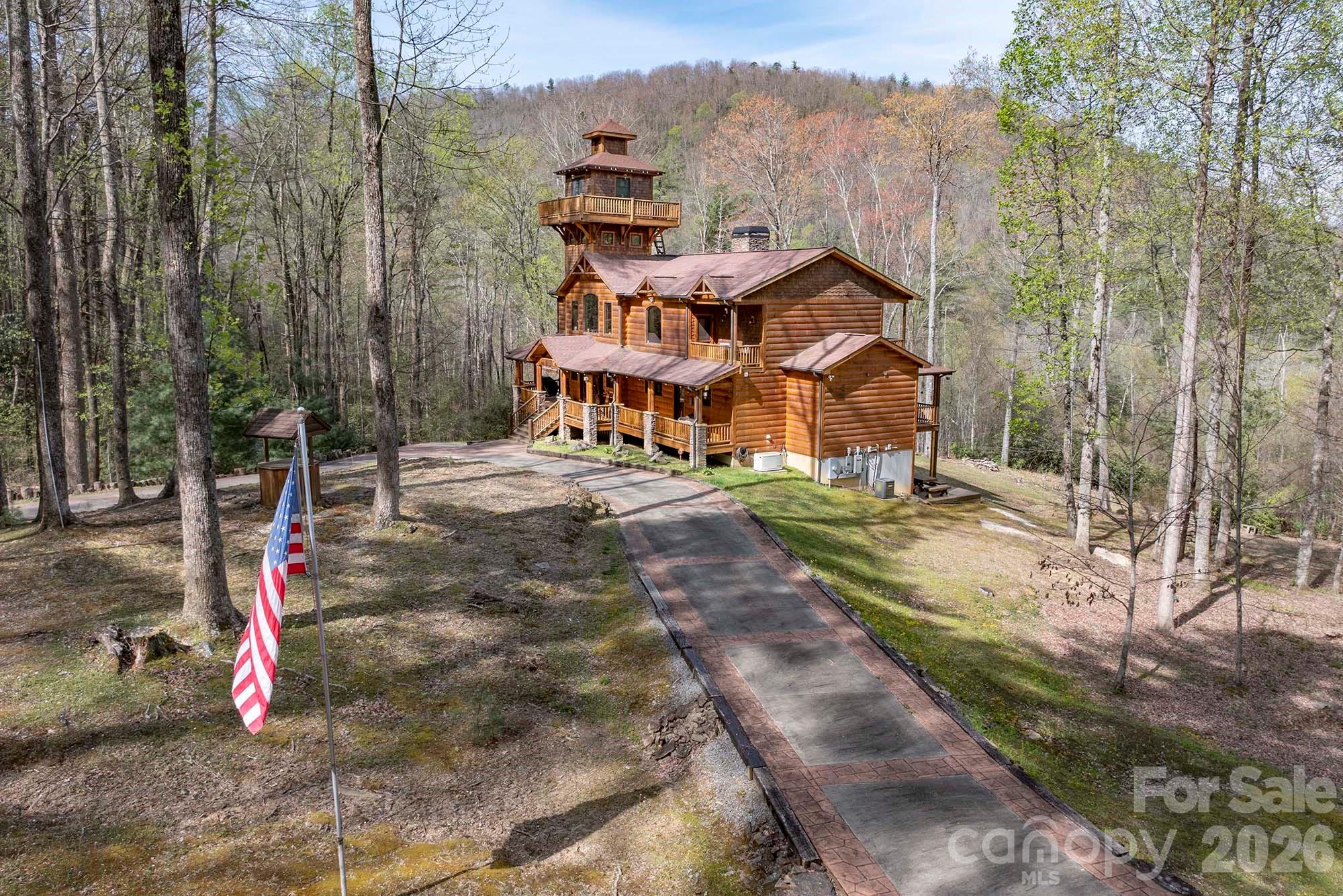 Round Mountain Falls - Residential