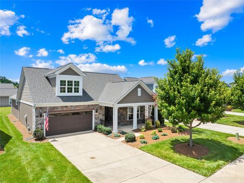 135 Valleymist Lane Mooresville NC 28117