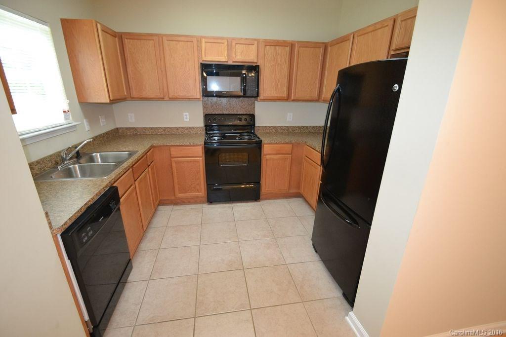 Oakhurst - Residential Lease