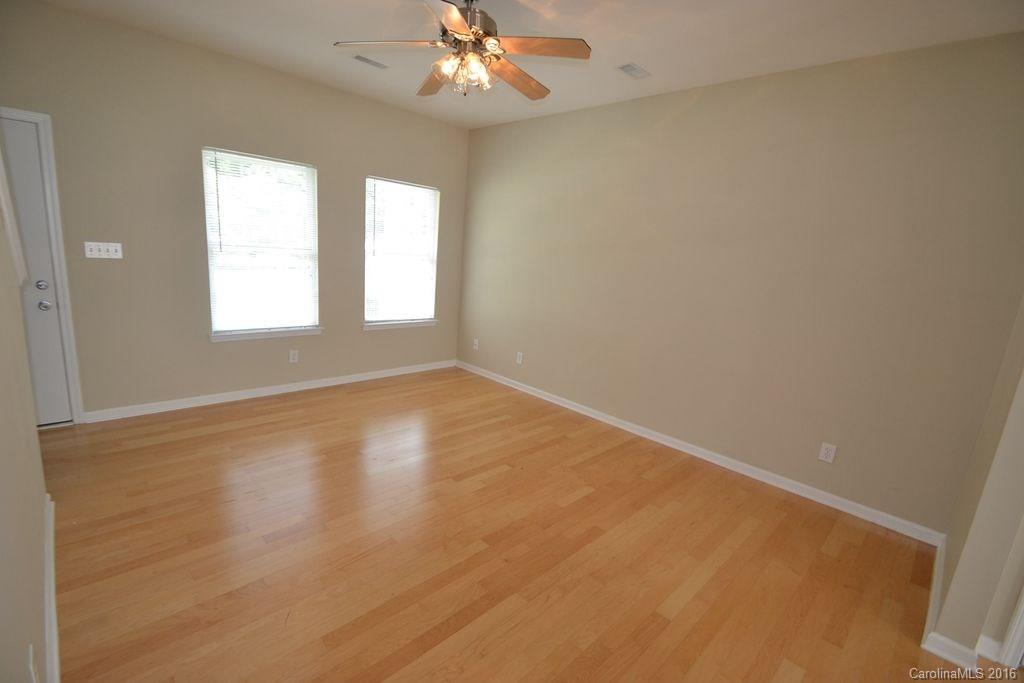 Oakhurst - Residential Lease