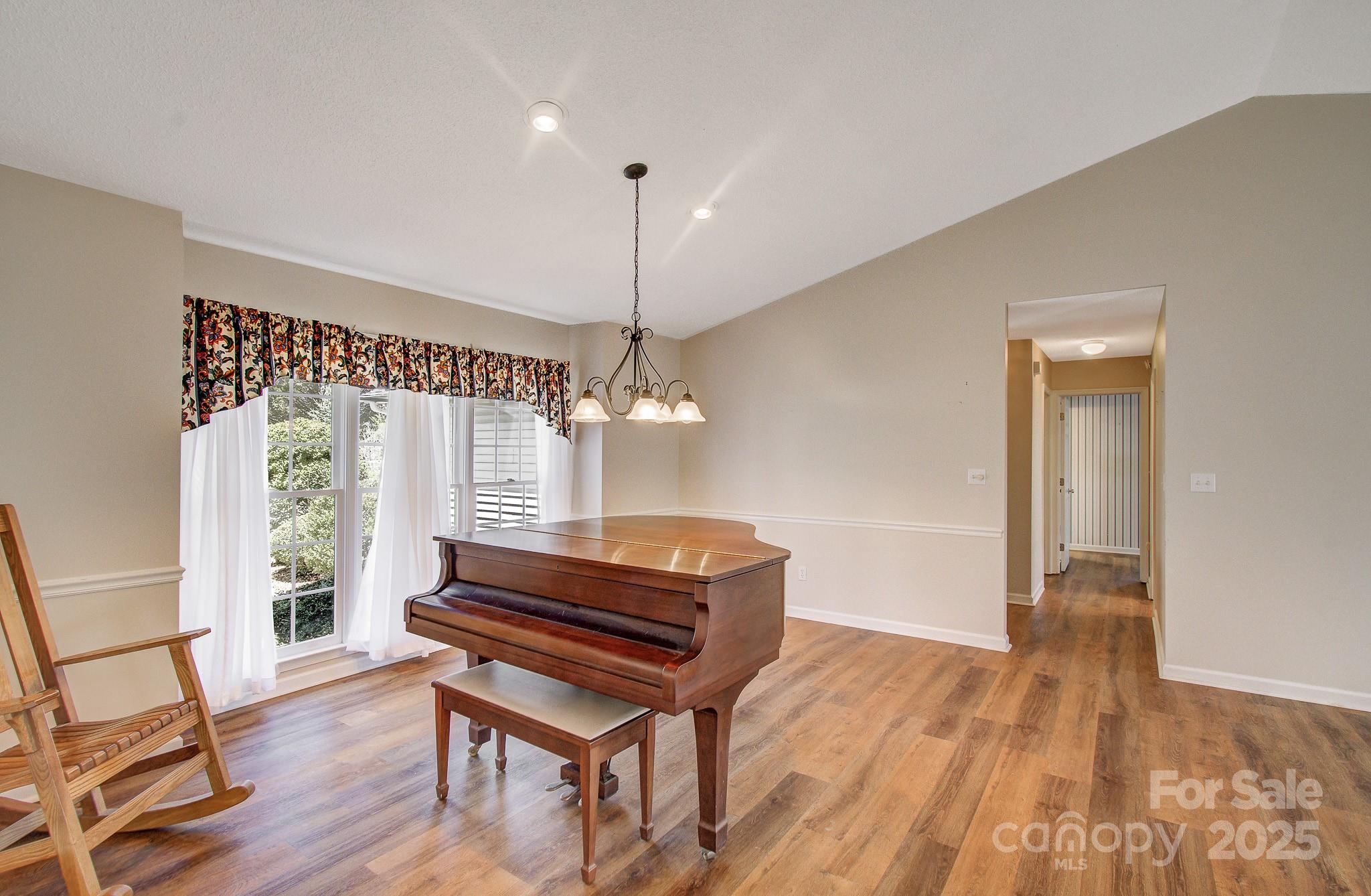 504 Windsor Forest Court