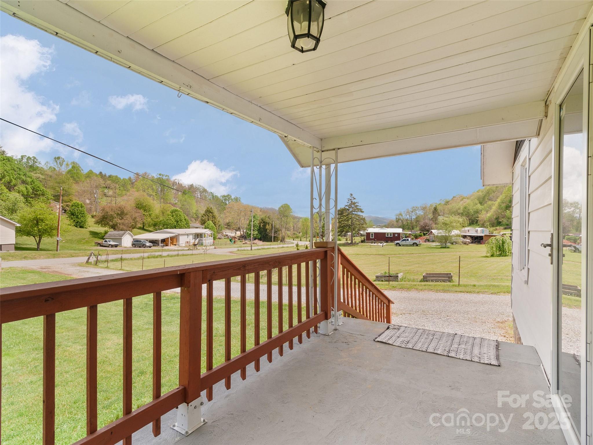 819 Mauney Cove Road