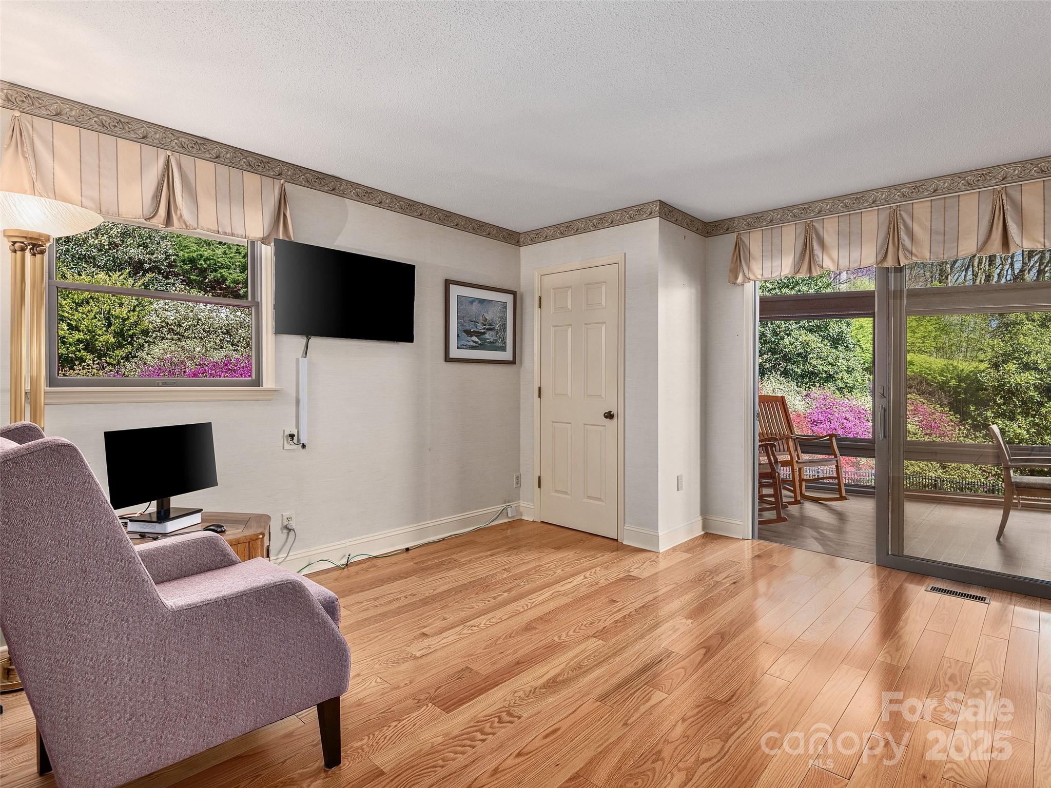 Baystone Heights - Residential