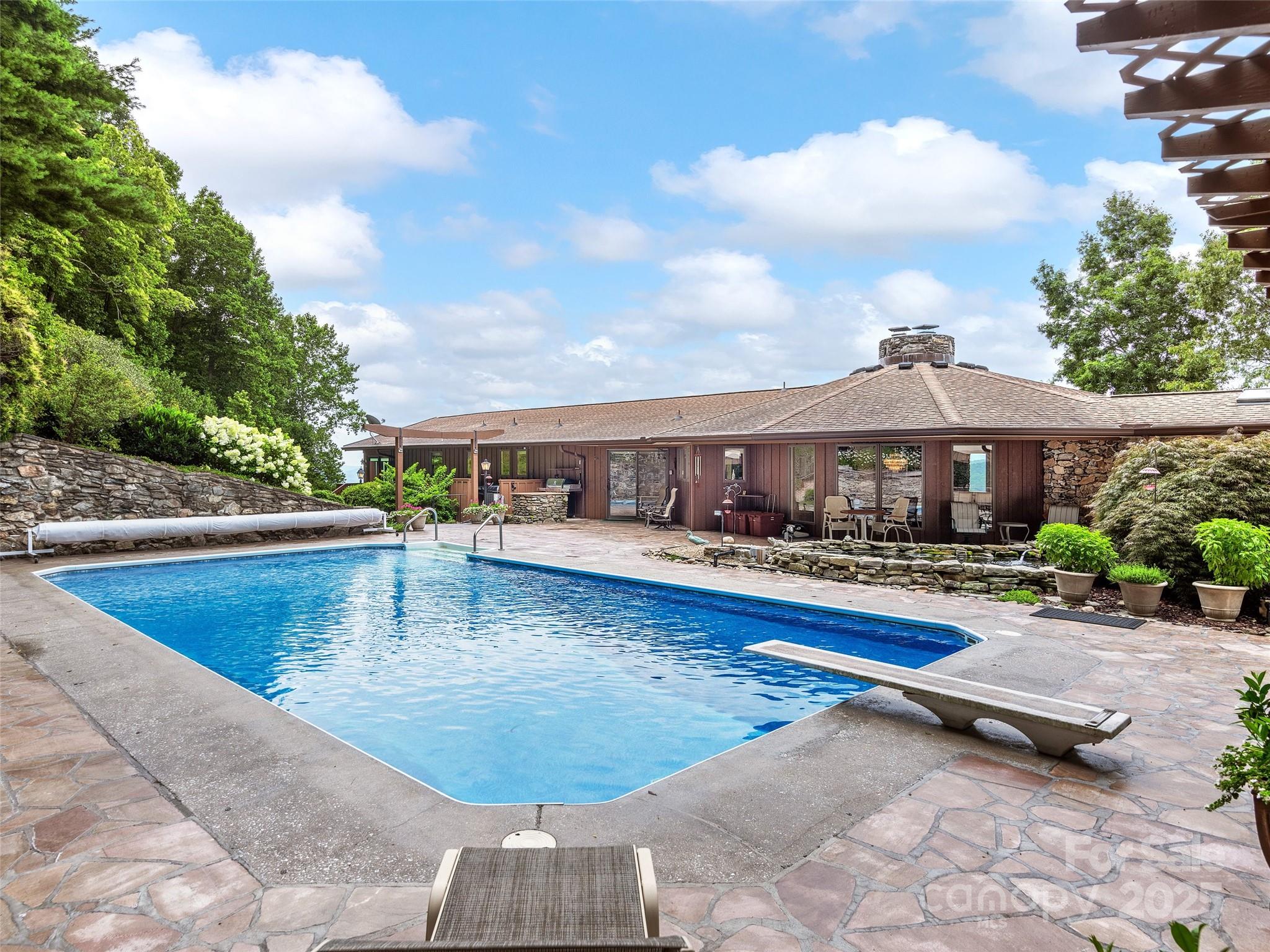 Baystone Heights - Residential