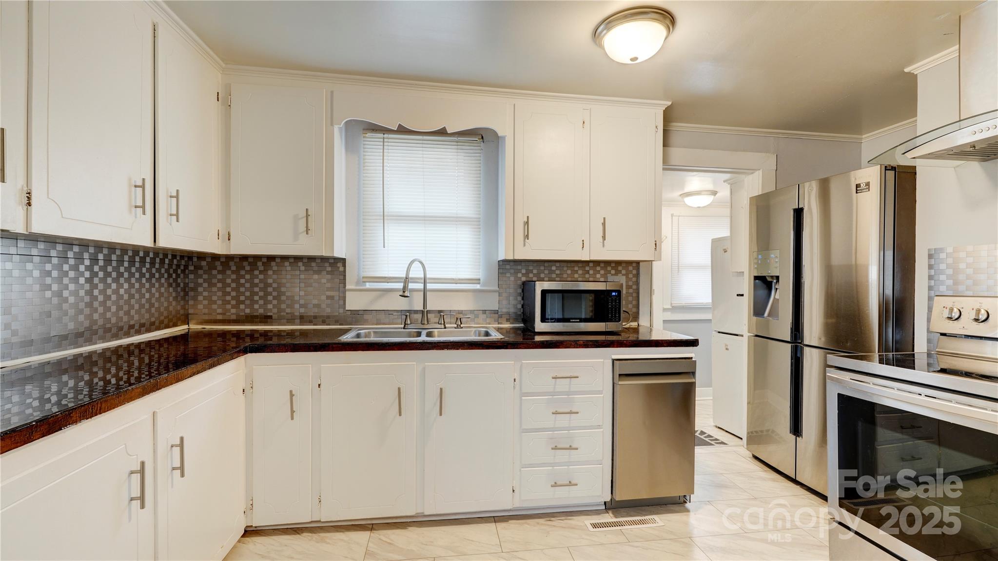 1001 N Cannon Boulevard