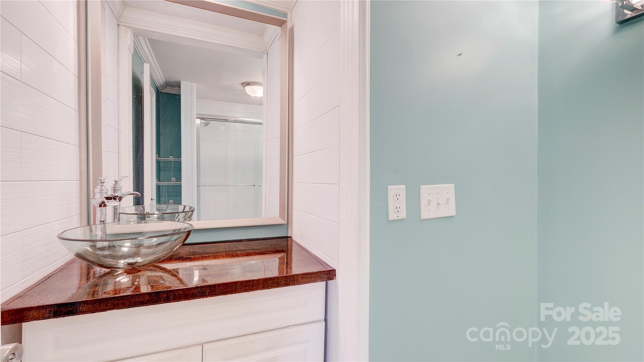 1001 N Cannon Boulevard