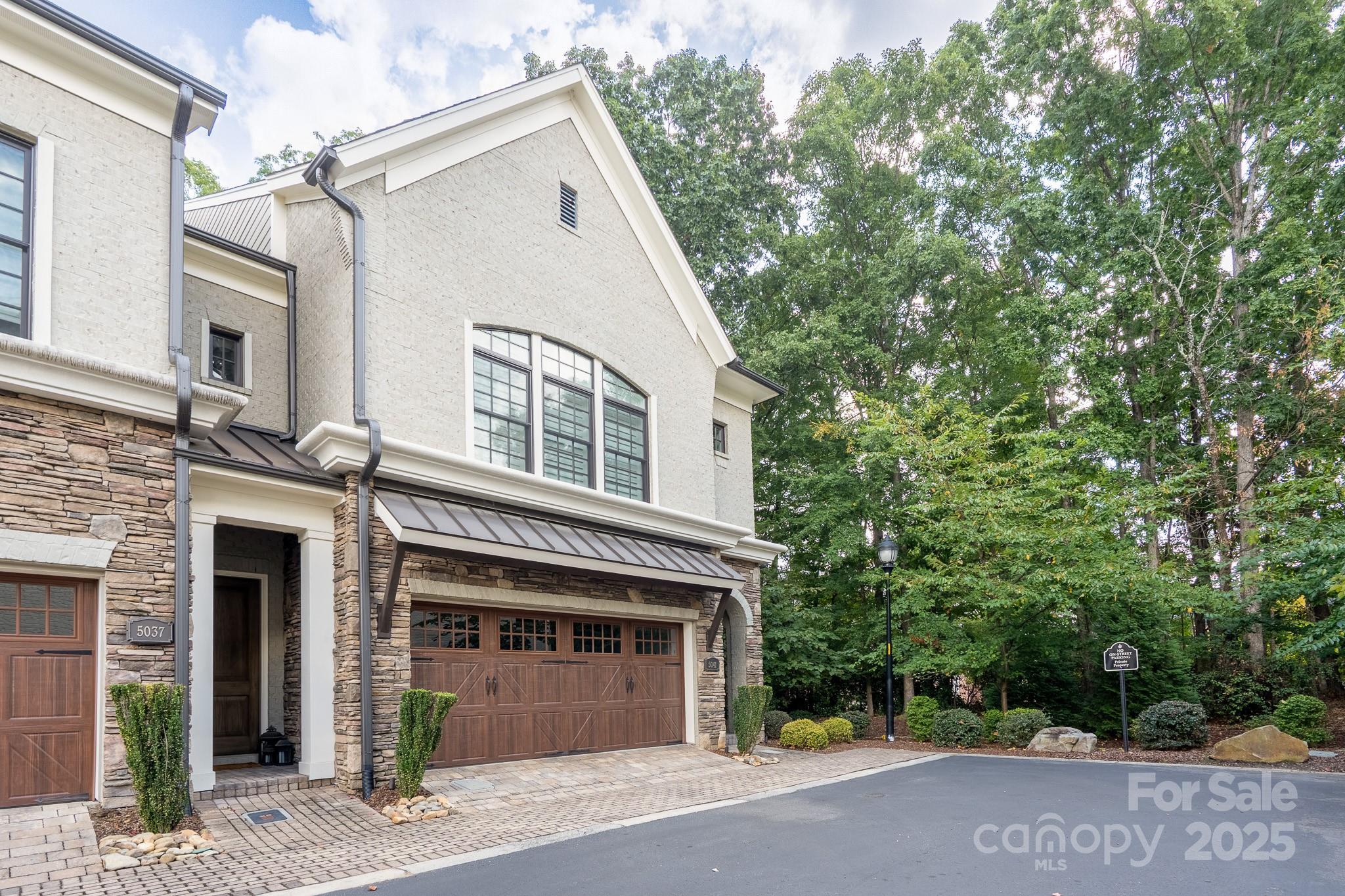 5041 Vernet Lane