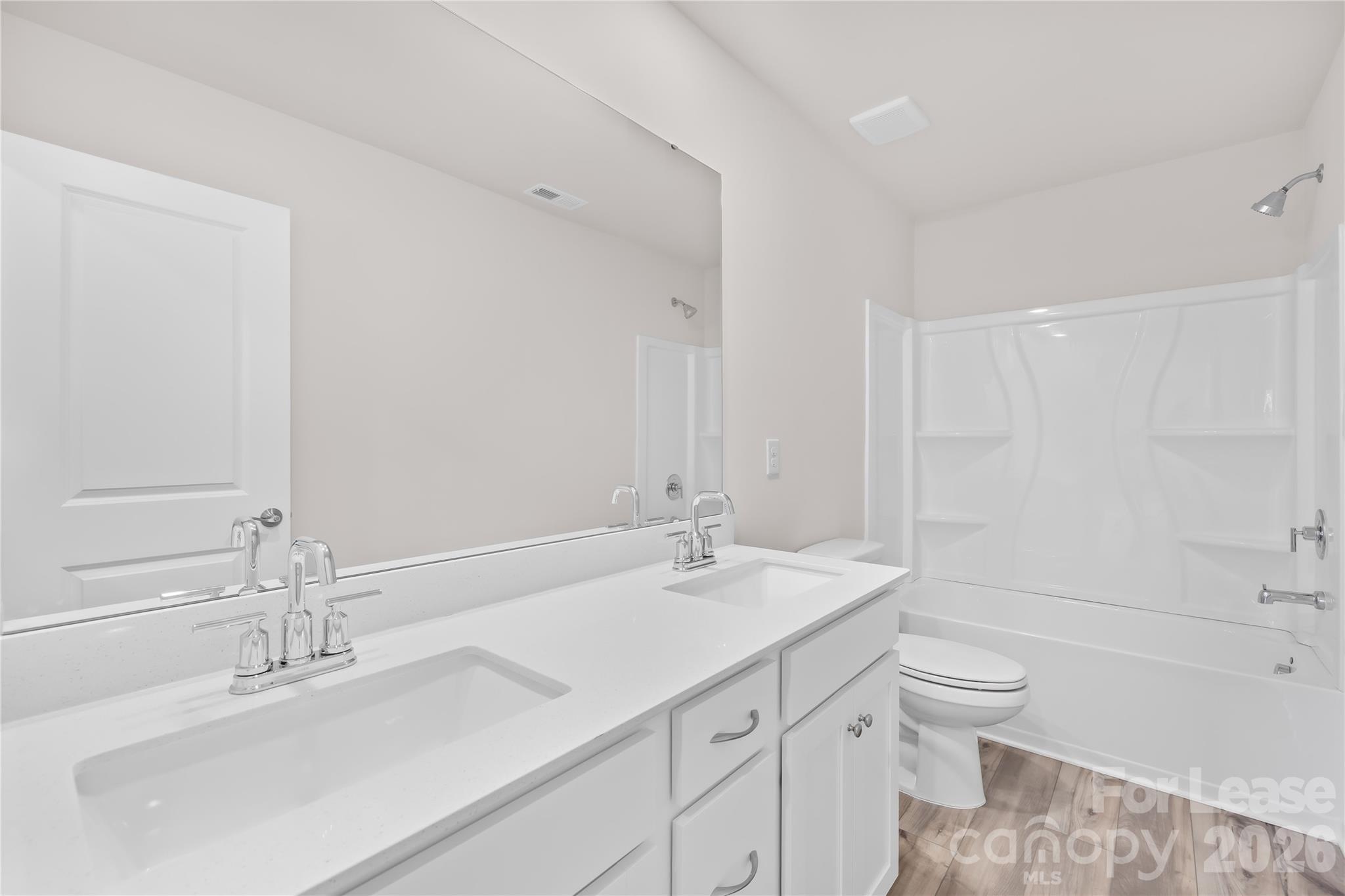 Redhawk - Residential Lease