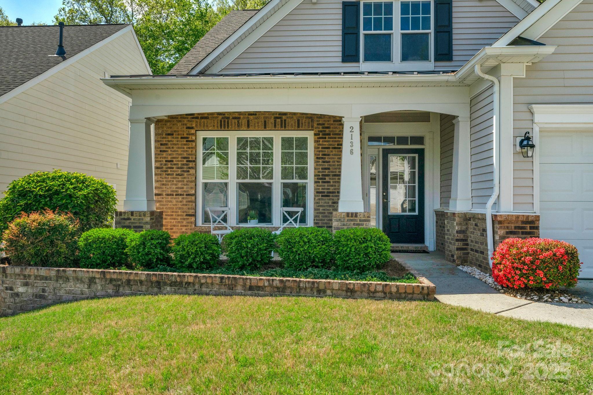 2136 Ashley River Road