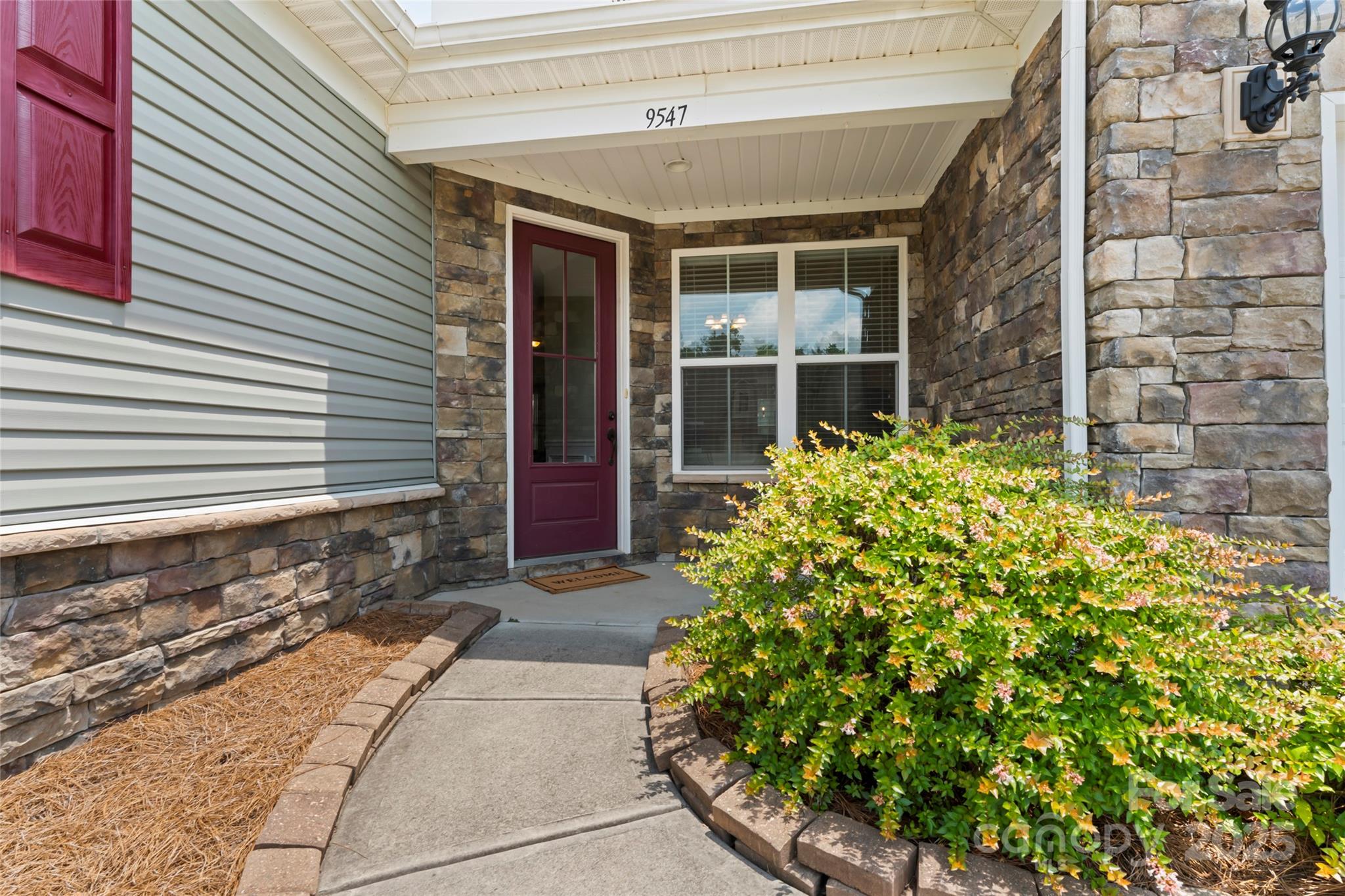 9547 Horsebit Lane