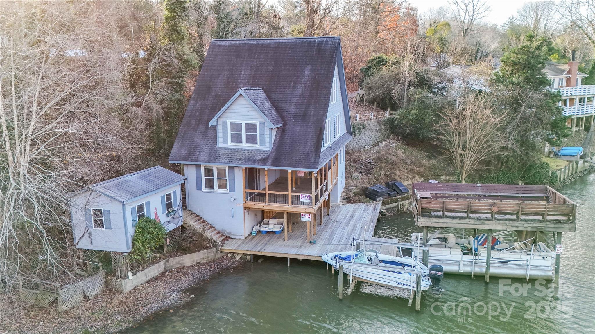 5212 Bay Road