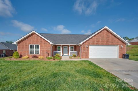 130 Central Park Circle Spindale NC 28160
