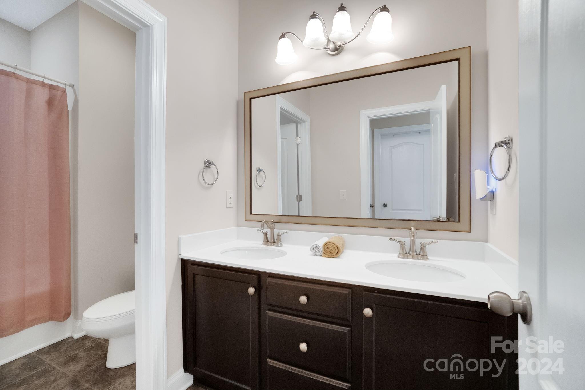 Hawks Creek - Residential