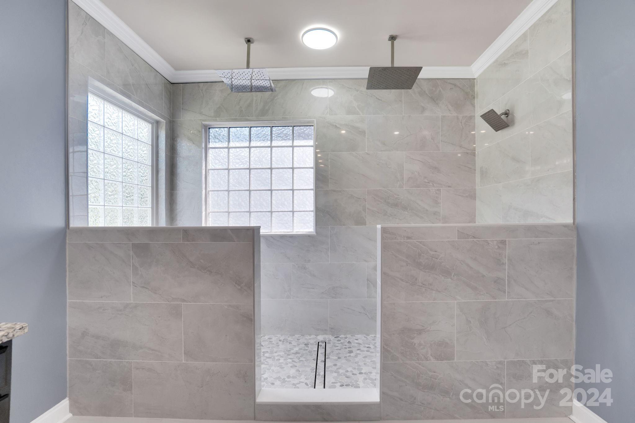 Hawks Creek - Residential