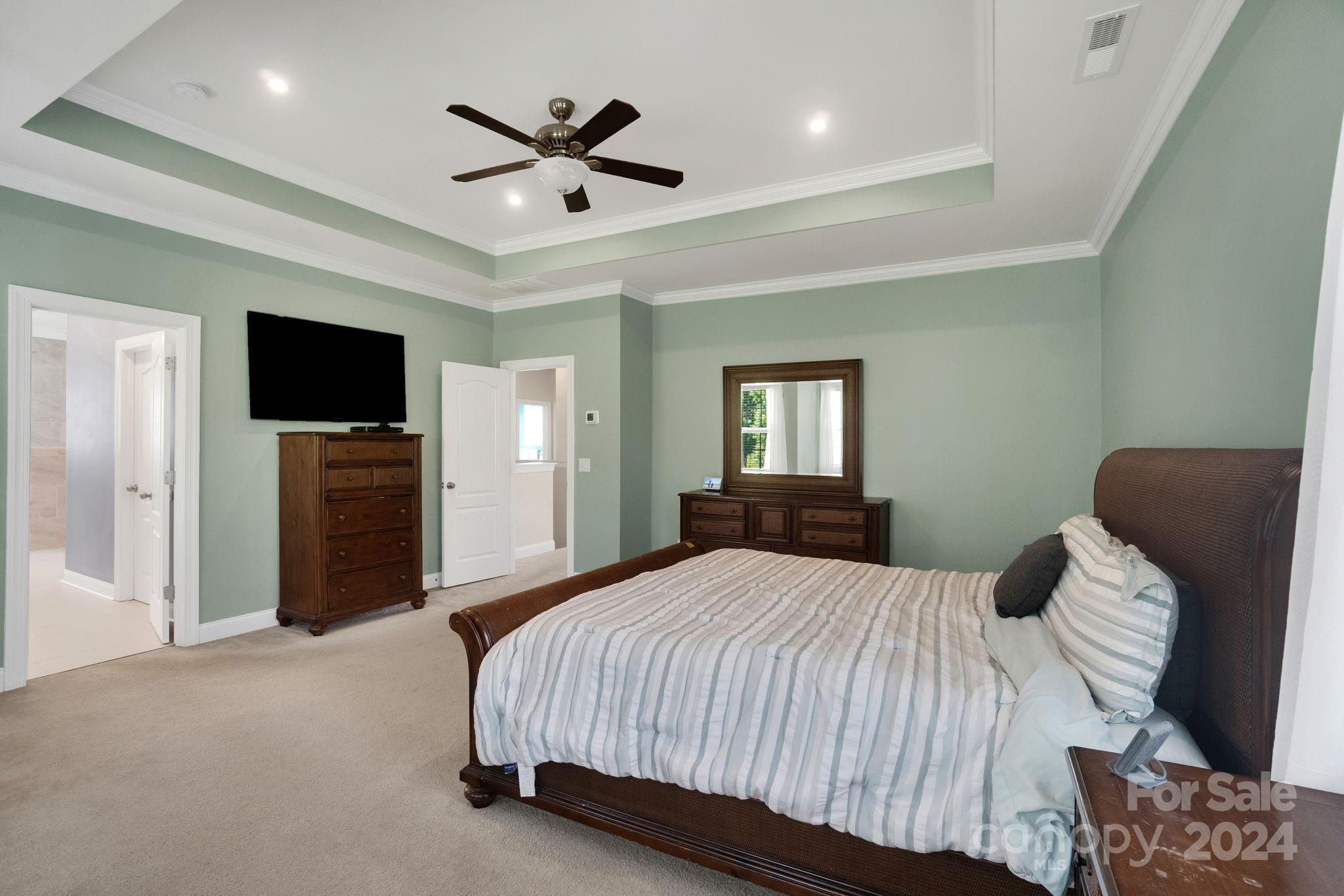 Hawks Creek - Residential