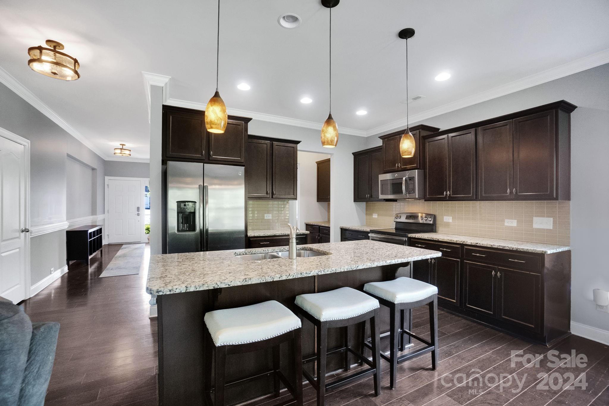 Hawks Creek - Residential