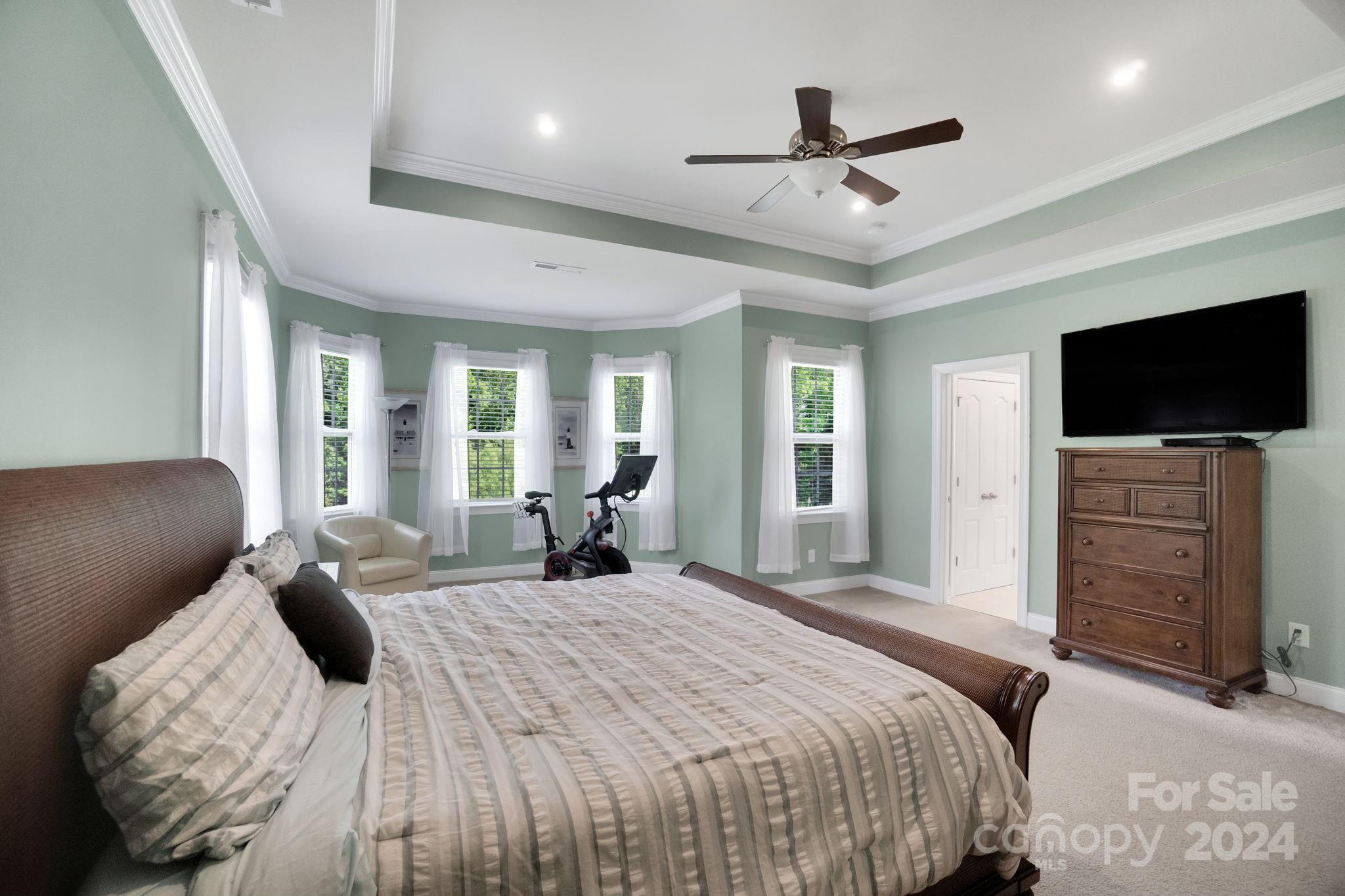 Hawks Creek - Residential