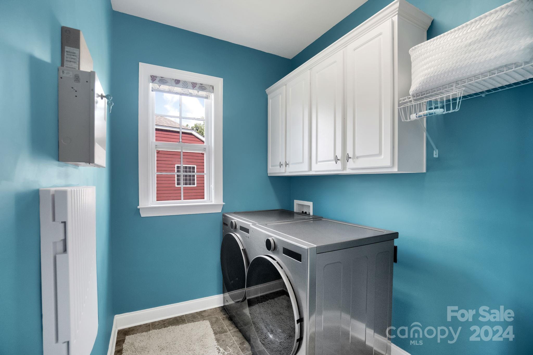 Hawks Creek - Residential