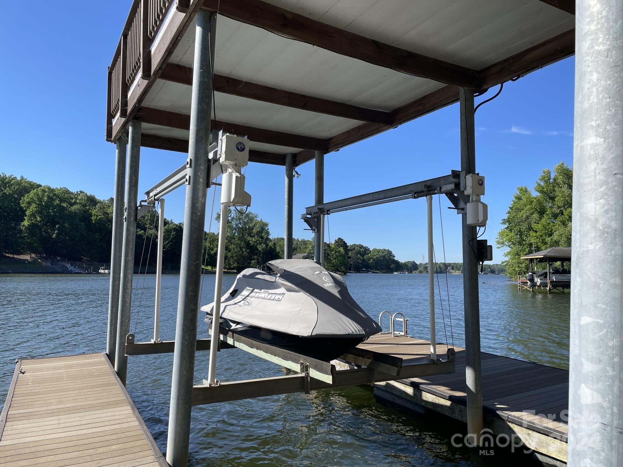 Lakeshore - Residential