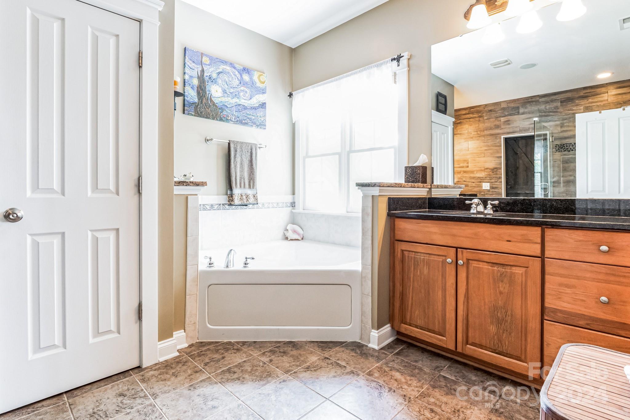 Lakeshore - Residential